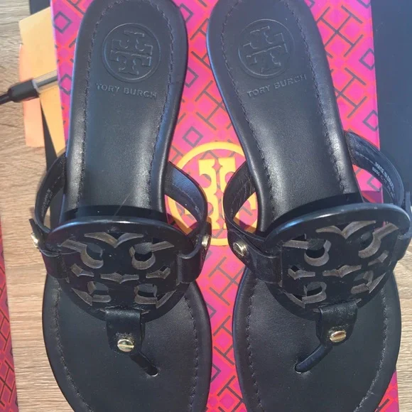 Tory Burch Black Miller Leather Sandals - Picture 8 of 15